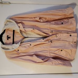 Torrid peach jacket 😍 size 3. Lovely for the up coming season.